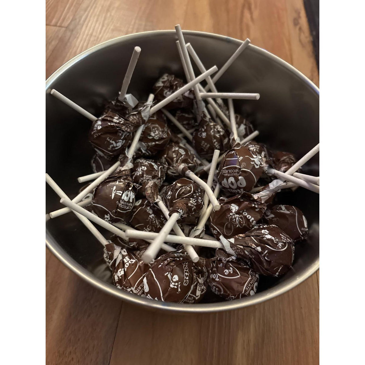 Tootsie Pops Chocolate Lollipops – Safe Classroom Treats for Kids' Parties and School Celebrations