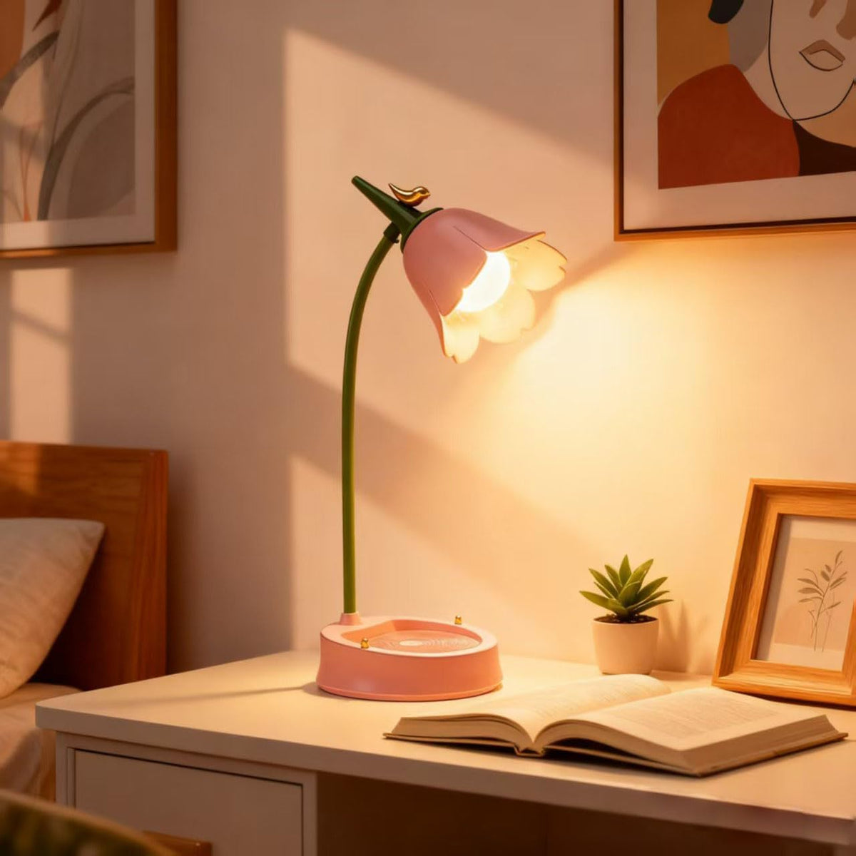 [Brand Name] Mini Sunflower Table Light – Sweet Gifting Pick for Best Friend, Foldable Eye-Caring Bedside Lamp