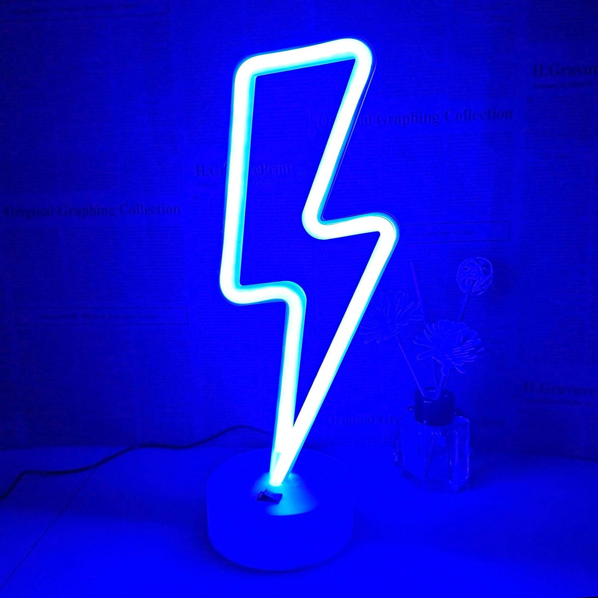 Lightning Bolt Neon Sign - Last Minute Gift for Gamer Kids, Portable Neon Style Desk Light for Bedroom Setup