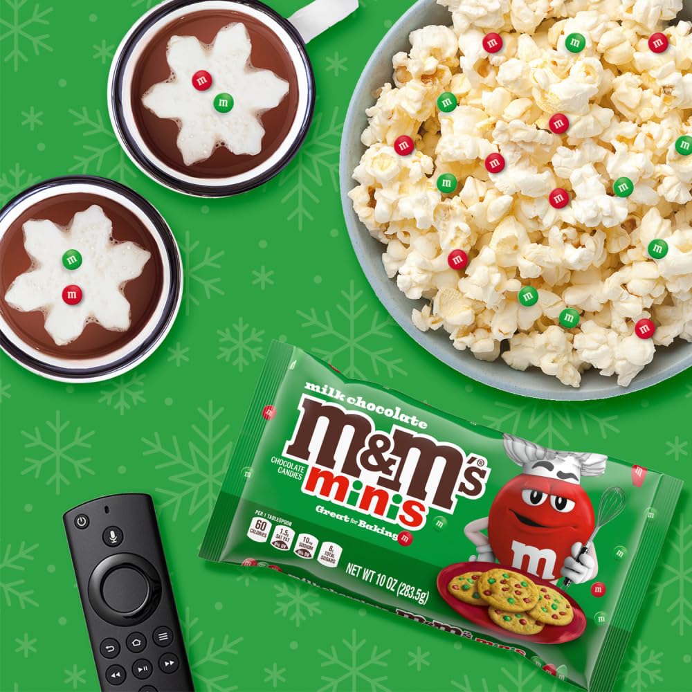 M&M'S Christmas Minis Milk Chocolate – Decorative Holiday Treat for Cocoa Bar and Dessert Table Styling, 10 oz