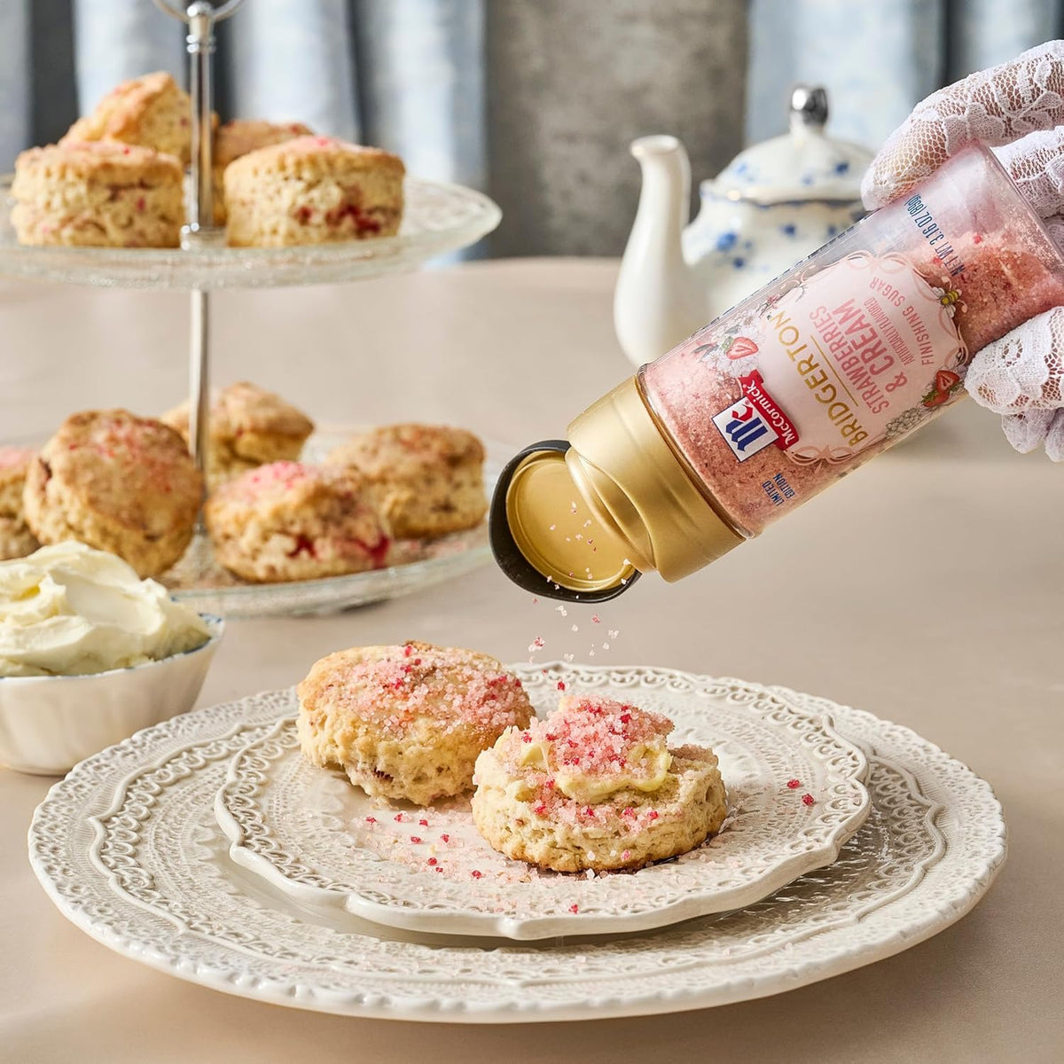 McCormick Bridgerton Finishing Sugar – Premium Garden Party Garnish for High-End Desserts and Signature Cocktails