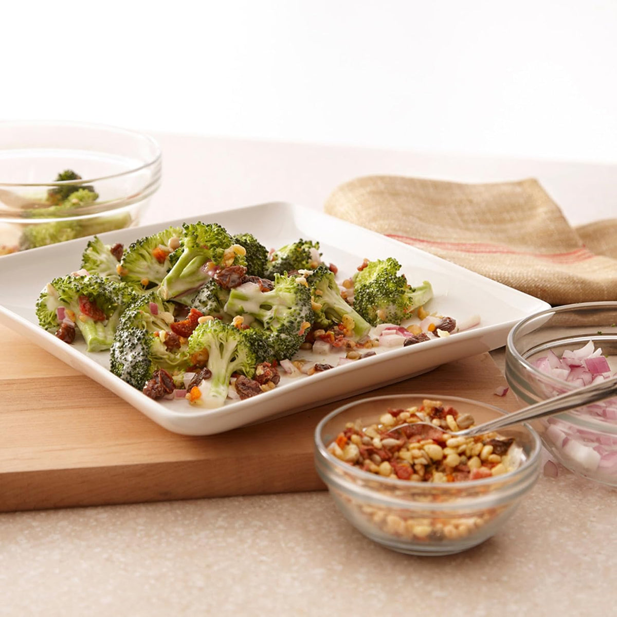 McCormick Salad Toppins Crunchy & Flavorful Guilt-Free Salad Crunch, Low-Calorie Topping for Veggie Meals