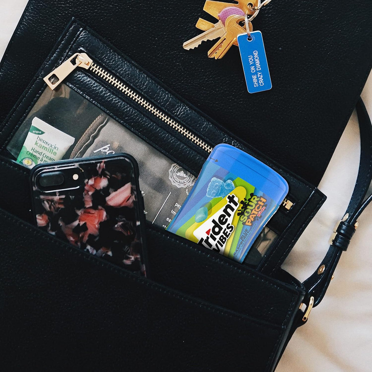 Trident Vibes SOUR PATCH KIDS Blue Raspberry Sugar-Free Chewing Gum – Road Trip and Car Cup Holder Travel Pack, 4 Bottles